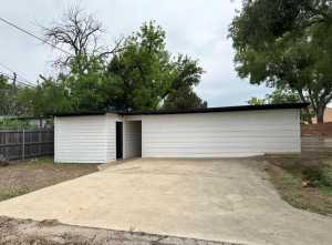 2307 W Harris Ave (26)