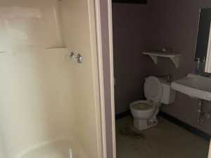3006 W Houston Harte Expwy (7)