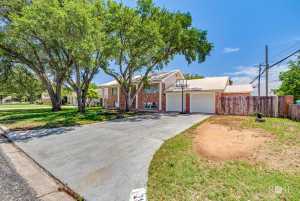 2113 Sul Ross St