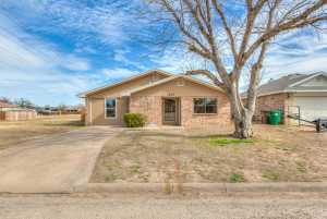 1342 Fox Hollow St (2)