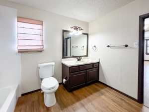 2302 W Twohig Ave (11)