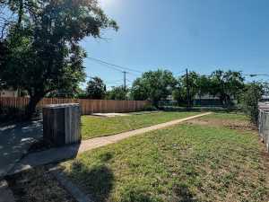 2302 W Twohig Ave (19)