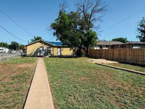 2302 W Twohig Ave (20)