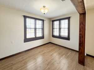 2302 W Twohig Ave (7)