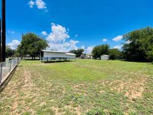 203 E 29th St (16)