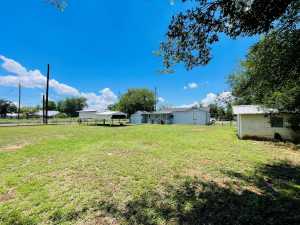 203 E 29th St (18)