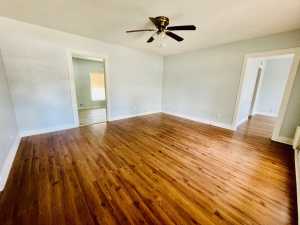 203 E 29th St (3)