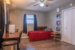 2204 Waco St (14)
