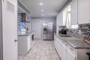2204 Waco St (4)