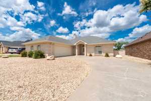 6014 Warwick Dr (2)