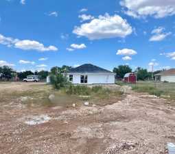 115 E 41st St (10)