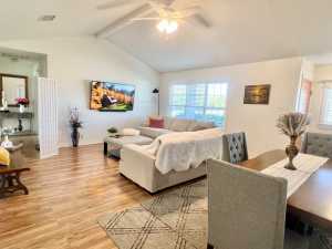 1202 Johnny Lane (11)