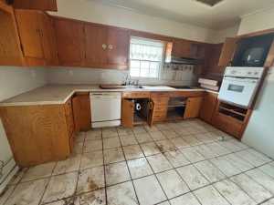 612 E Parkway St (14)