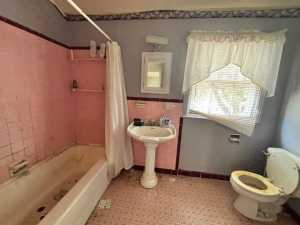 612 E Parkway St (6)