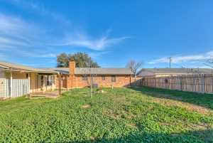 1002 Country Club Rd (22)