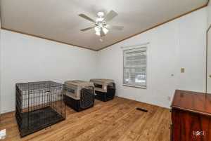 306 E 2nd St (14)