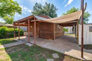 306 E 2nd St (21)