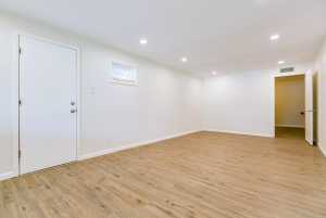 326 River Oaks St (7)