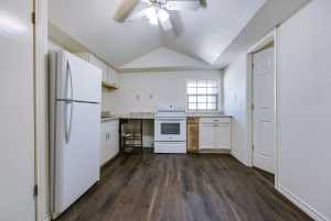 2113 S Hill St (10)