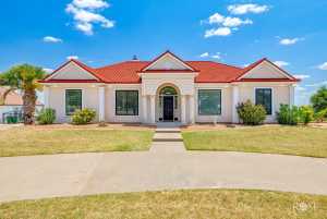 1102 Ashford Dr