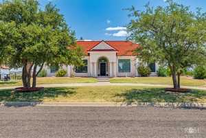 1102 Ashford Dr (2)