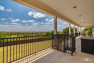 1102 Ashford Dr (40)