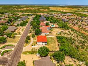 1102 Ashford Dr (63)