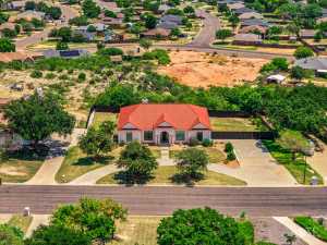 1102 Ashford Dr (64)