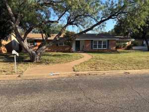 2702 Harvard Ave (2)
