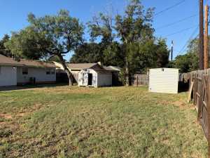 2702 Harvard Ave (22)
