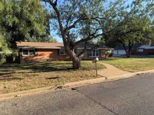 2702 Harvard Ave (23)