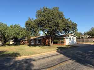 2702 Harvard Ave (25)
