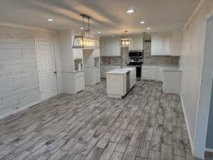 2702 Harvard Ave (6)