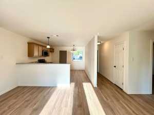 1025 Woodruff St (3)