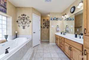 702 Hunters Glen Rd (19)