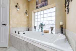 702 Hunters Glen Rd (21)
