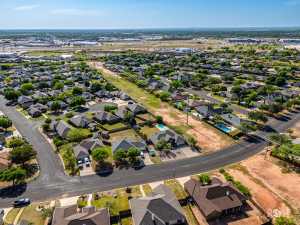 702 Hunters Glen Rd (52)