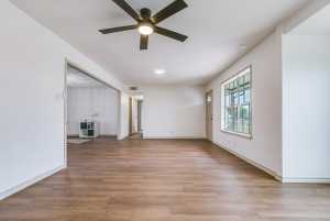 806 E 42nd St (6)