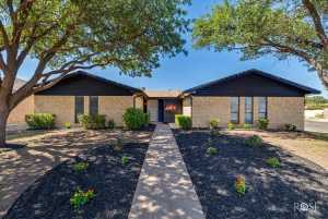 1702 Parkview Dr
