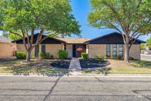 1702 Parkview Dr (2)