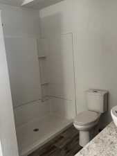 1312 S Chadbourne St (4)