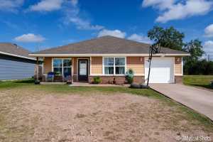 2608 Lindell Ave (2)
