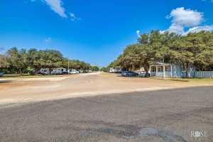8201 Sunflower Ave (5)