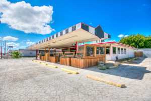1205 N Chadbourne St