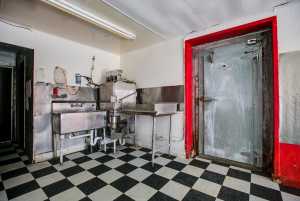 1205 N Chadbourne St (12)
