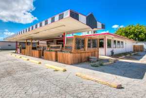 1205 N Chadbourne St (28)