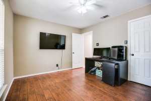 3429 Cedarhill Dr (24)