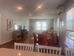 206 N Van Buren St (5)