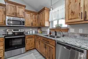8419 Lynx Lane (11)