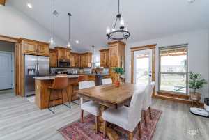 8419 Lynx Lane (13)